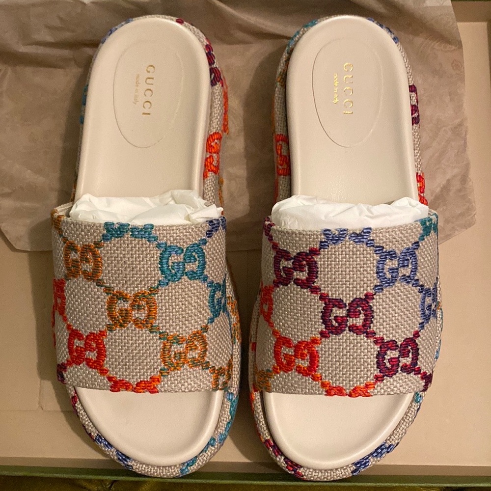 BNIB Psychedelic Mini GG Platform Slides - Picture 2 of 4